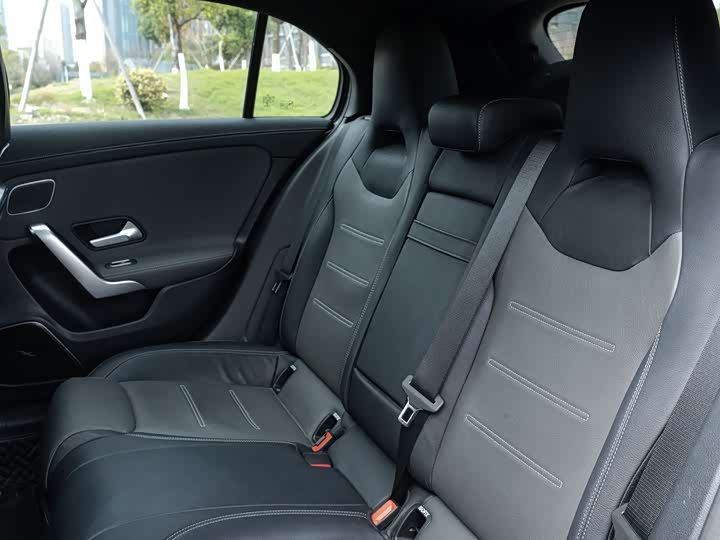Mercedes-Benz A-Class 2020 AMG A 45 4 MATIC+ — фото 8