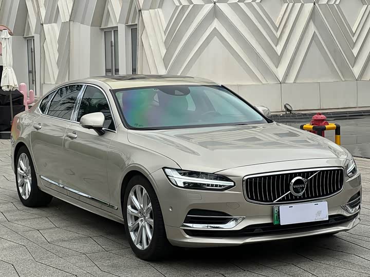 Volvo S90 Hybrid 2019 T 8 E Hybrid 3 VI — фото 3