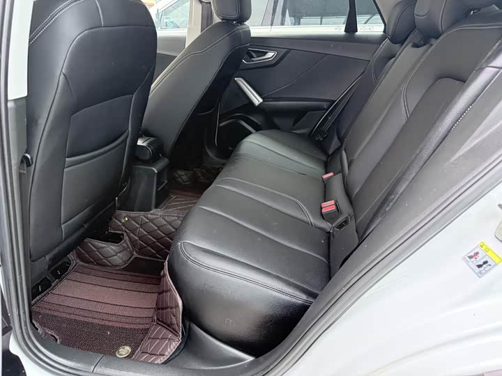 Audi Q2L 2021 35 TFSI — фото 13