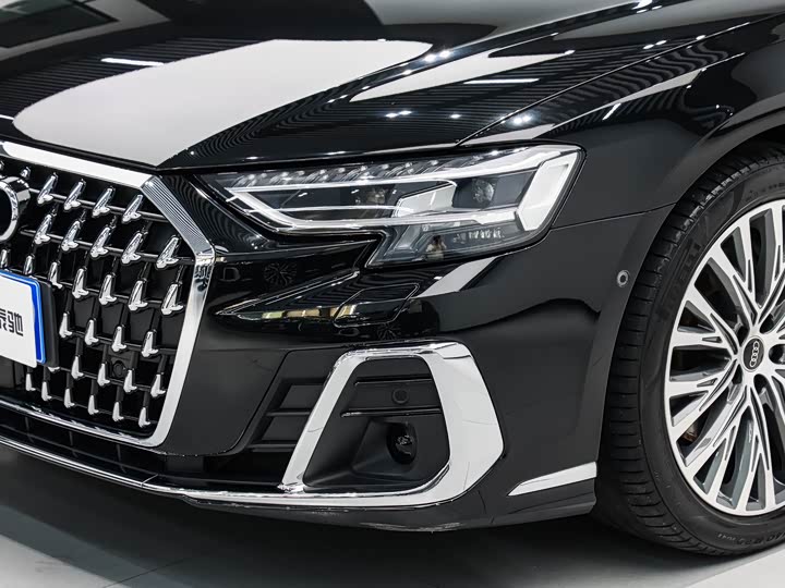 Audi A8 2024 A 8 L 50 TFSI quattro — фото 8