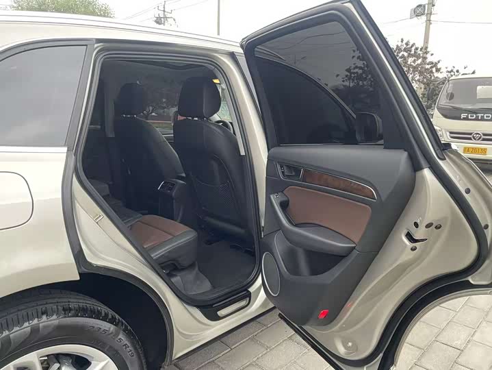 Audi Q5 2016 40 TFSI Comfort — фото 16