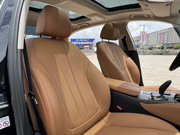 BMW 5-Series 2019 530 Li Leading — фото 33