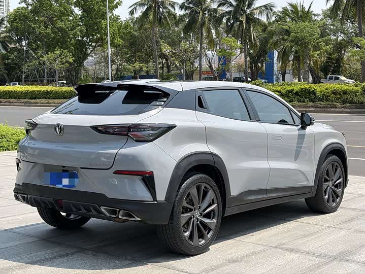 Changan UNI-T 2020 1.5 T Premium — фото 8