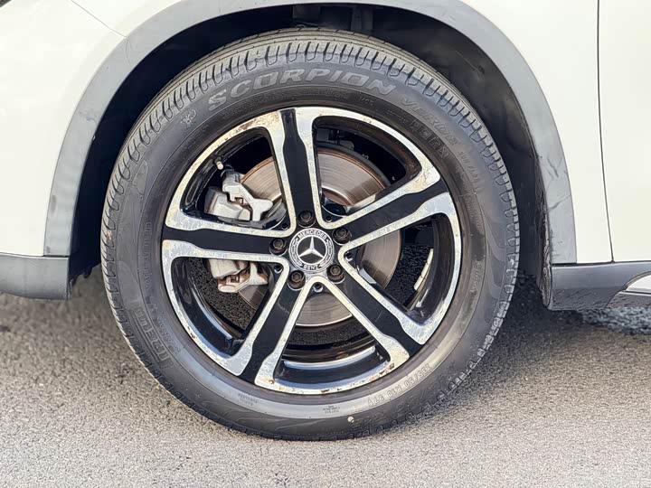 Mercedes-Benz GLA 2018 GLA 200 — фото 20
