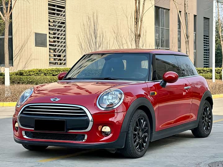 MINI Hatch — фото 1