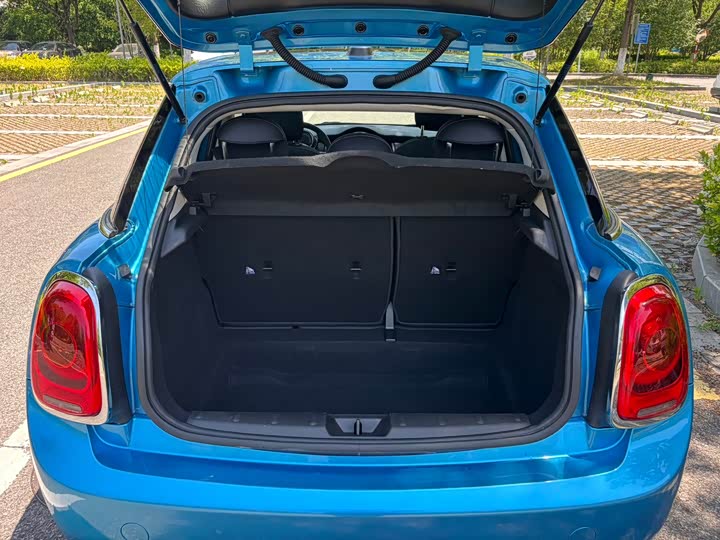 MINI Hatch — фото 16
