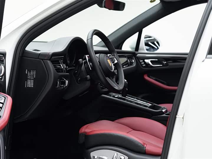 Porsche Macan 2022 Macan S 2.9 T — фото 9