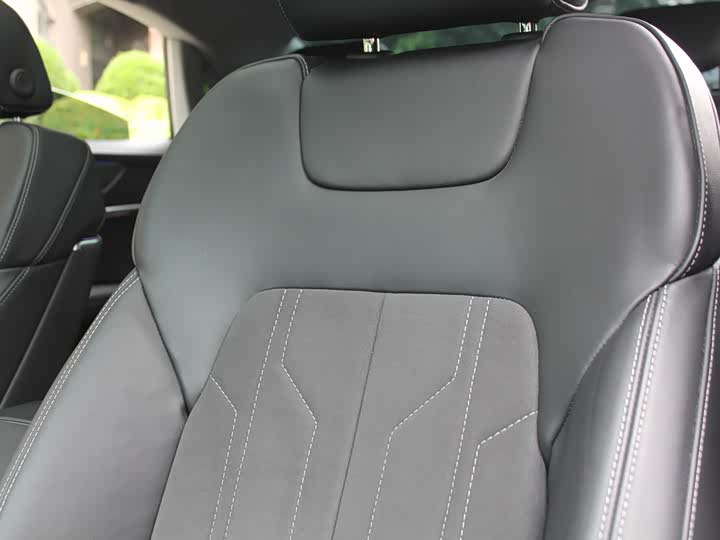 Audi A7L 2024 45 TFSI Luxury — фото 20