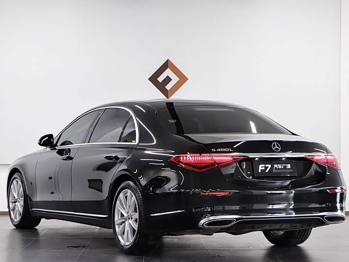 Mercedes-Benz S-Class S 400 L — фото 4