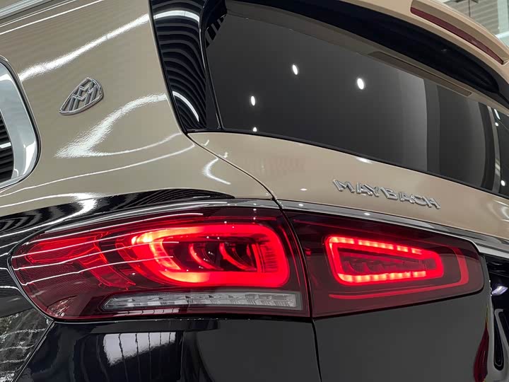Mercedes-Benz GLS 2023 GLS 450 4 MATIC Luxury — фото 38
