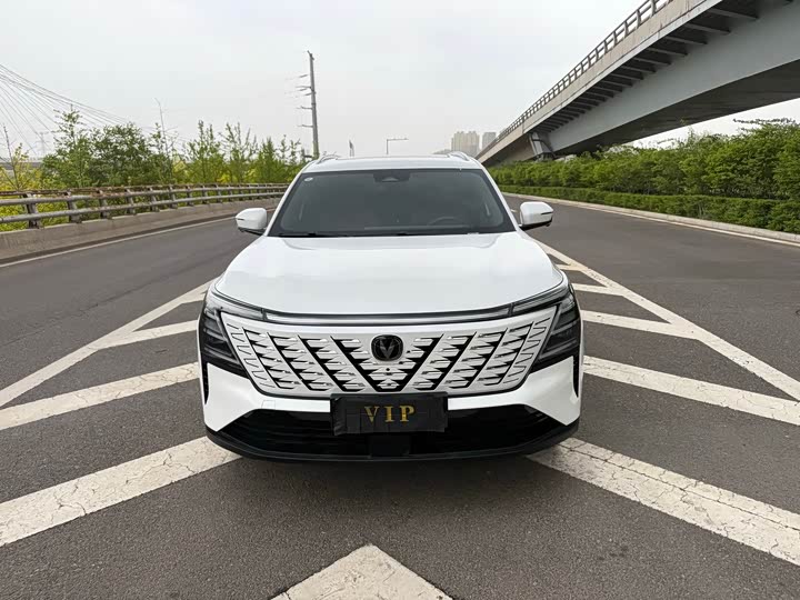 Changan CS75 PLUS 2025 1.5 T — фото 2