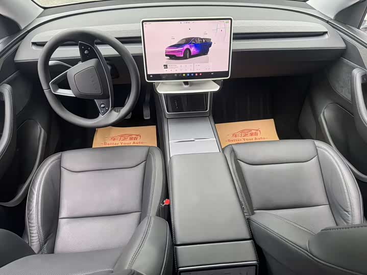 Tesla Model Y 2025 — фото 9