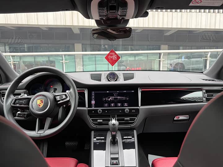 Porsche Macan 2022 Macan S 2.9 T — фото 15