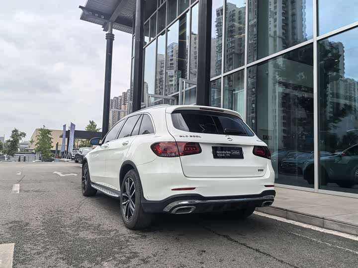 Mercedes-Benz GLC 2022 GLC 300 L 4 MATIC — фото 7