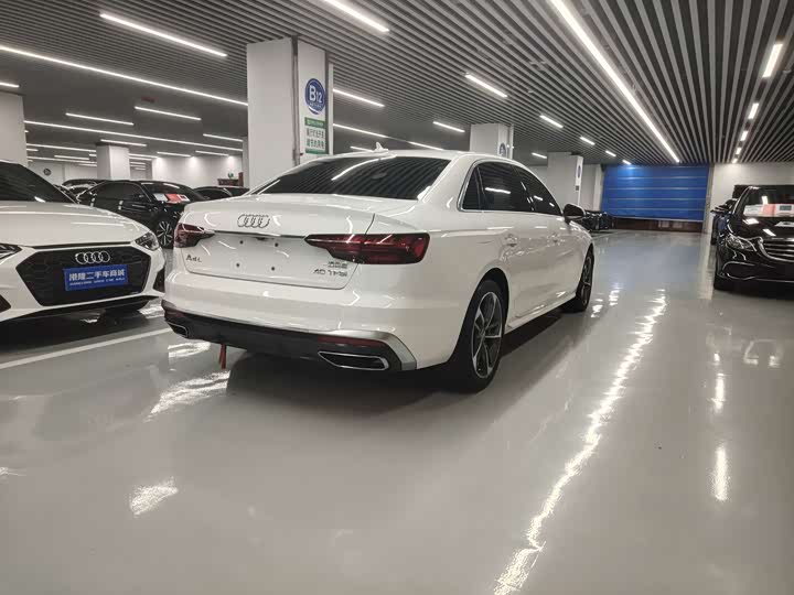 Audi A4L 2020 40 TFSI — фото 11