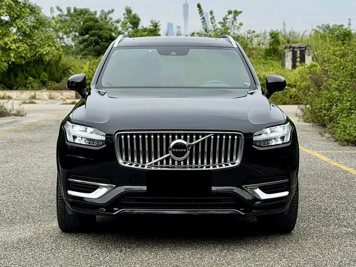Volvo XC90 2022 B 6 7 — фото 4