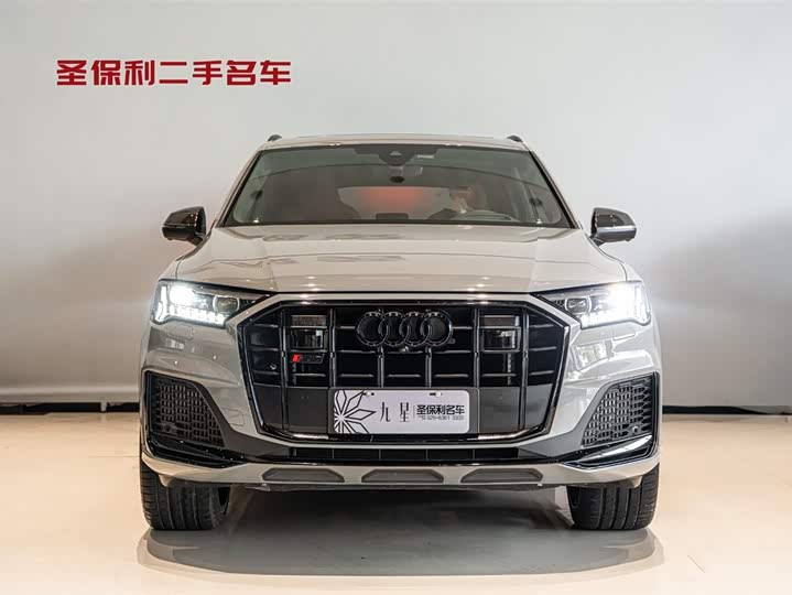 Audi SQ7 2024 4.0 TFSI — фото 2