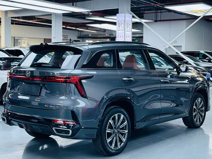 Changan CS75 PLUS 2023 2.0 T ATPremium — фото 15