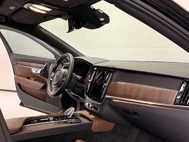 Volvo S90 2024 B 5 — фото 12