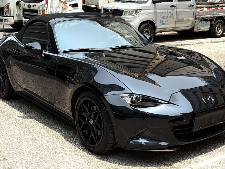 Mazda MX-5 2023 2.0 L — фото 2