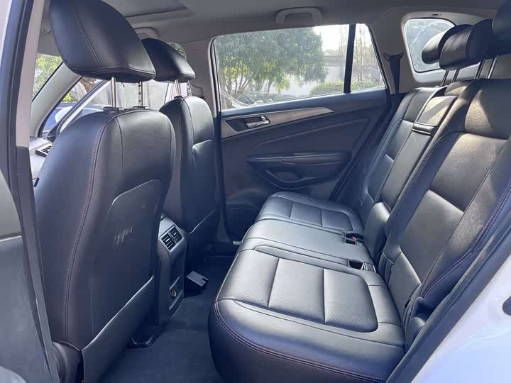 Changan CS75 2014 1.8 T ATElite IV — фото 17