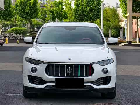 Maserati Levante 2016 3.0 T Standard — фото 7