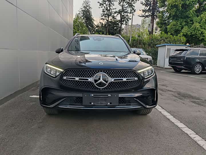 Mercedes-Benz GLC 2025 350 e L 4 MATIC — фото 2