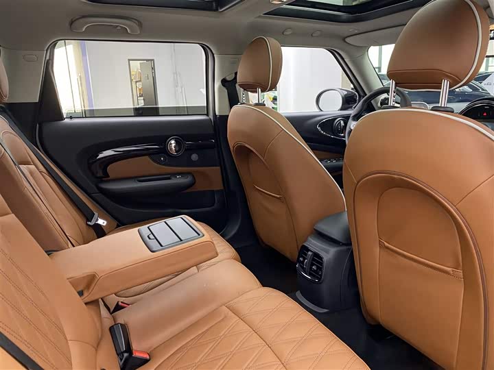 MINI Clubman — фото 14