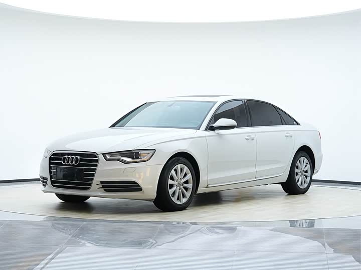 Audi A6L 2014 30 FSI Comfort — фото 1