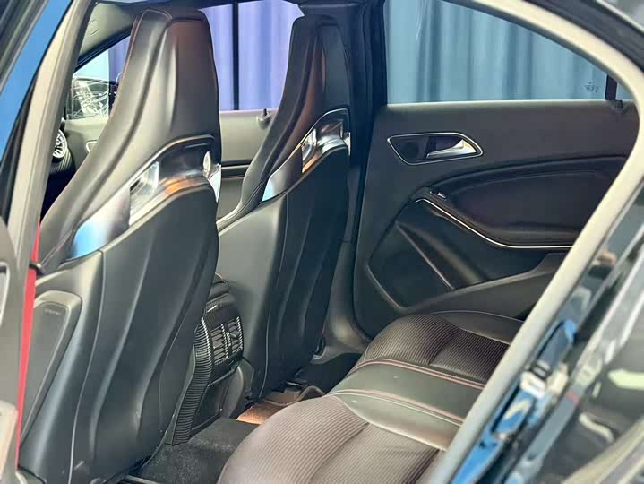 Mercedes-Benz A-Class 2018 AMG A 45 4 MATIC — фото 11