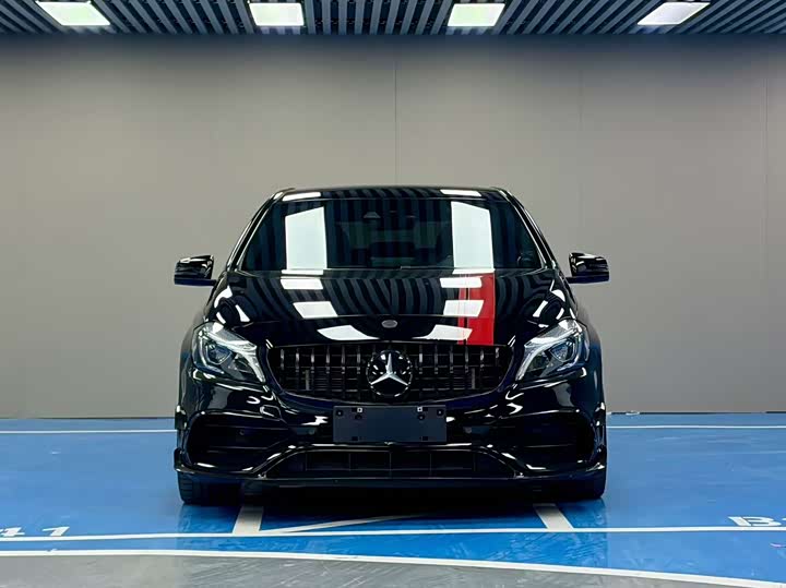 Mercedes-Benz A-Class 2018 AMG A 45 4 MATIC — фото 2
