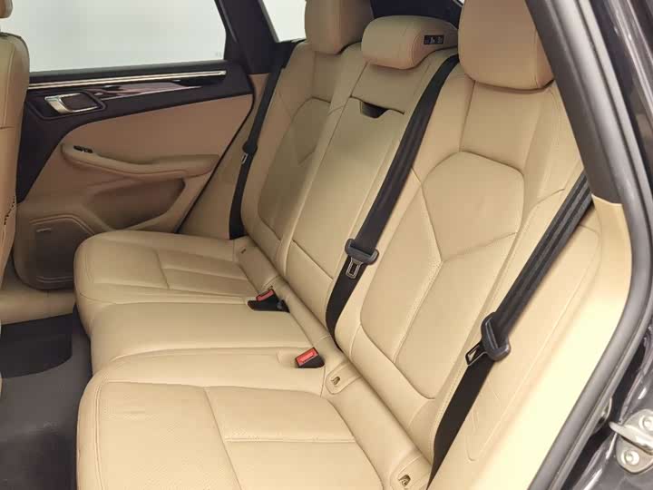 Porsche Macan 2021 Macan S 3.0 T — фото 14