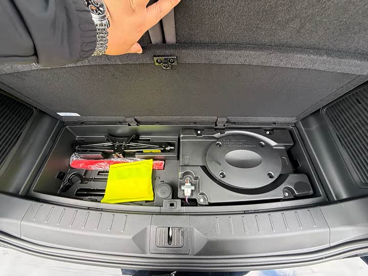 Trumpchi GS8 2022 2.0 TGDI 2 WD ( ) — фото 45