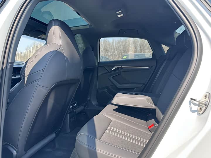 Audi A3 2023 A 3 L Limousine 35 TFSI Sport — фото 16