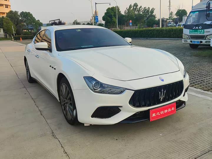 Maserati Ghibli 2017 3.0 T — фото 3