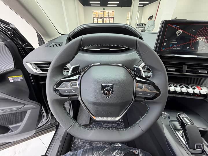 Peugeot 5008 2025 — фото 10