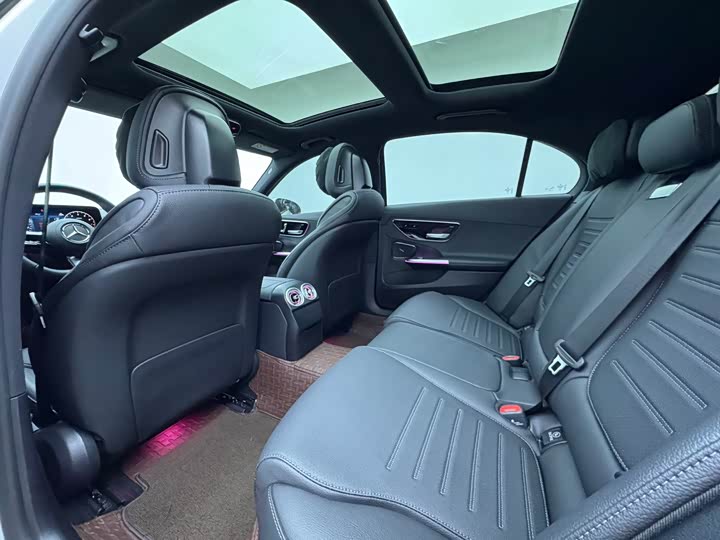 Mercedes-Benz C-Class 2025 C 260 L — фото 10