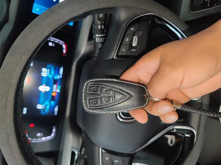 Changan CS75 PLUS 2022 1.5 T AT — фото 9