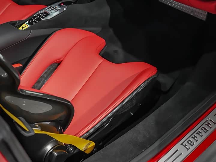 Ferrari SF90 2021 3.9 T V 8 Spider — фото 13
