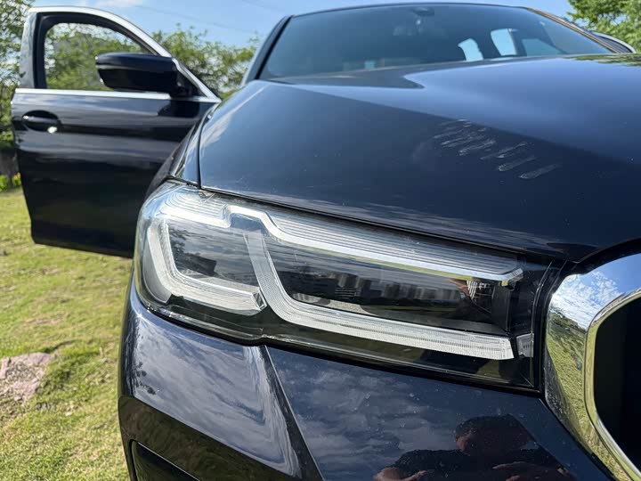 BMW 5-Series 2021 530 Li Leading M — фото 15