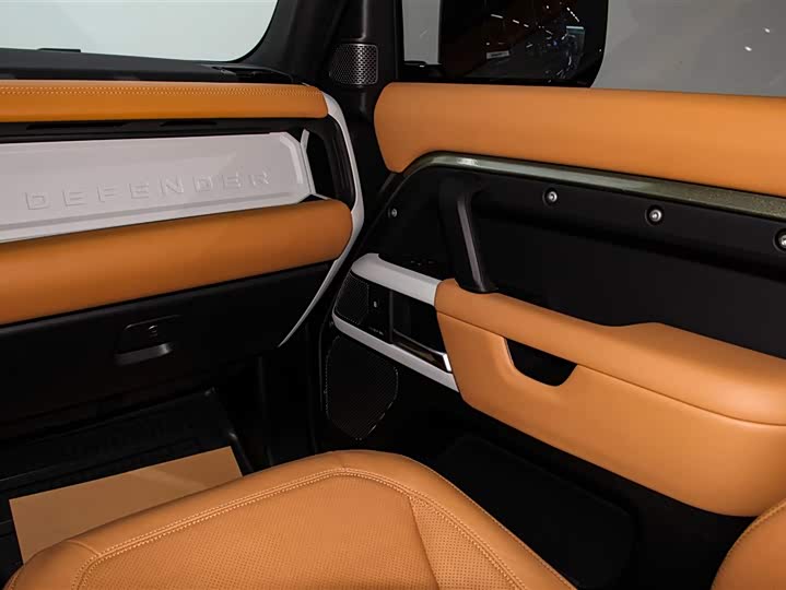 Land Rover Defender — фото 23