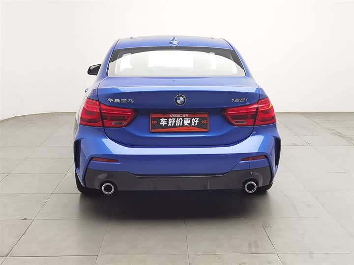 BMW 1-Series 2020 120i M — фото 4