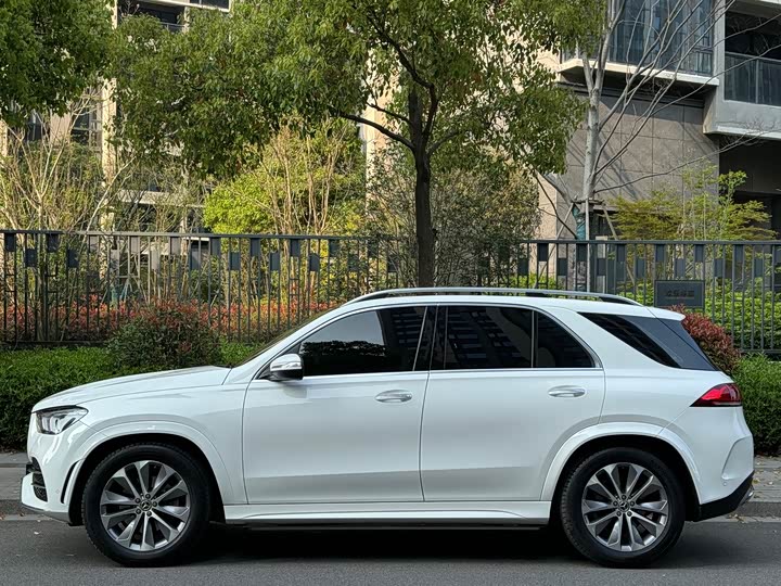 Mercedes-Benz GLE 2022 GLE 350 4 MATIC — фото 3