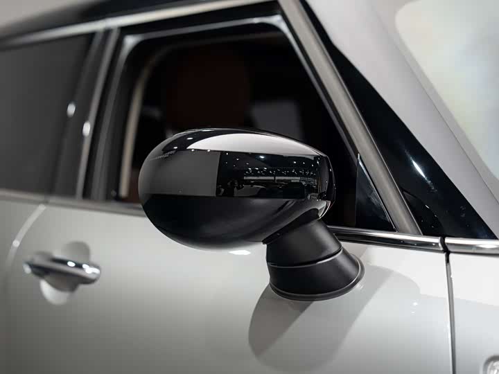 MINI Clubman — фото 17