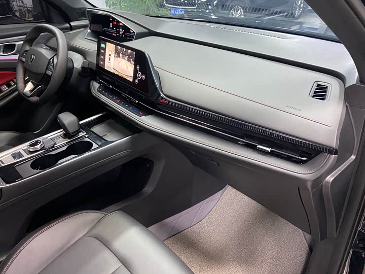 Changan CS55 PLUS 2024 1.5 T DCT — фото 18