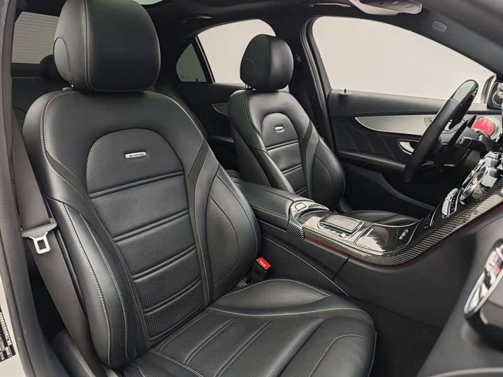 Mercedes-Benz C-Class 2019 AMG C 63 — фото 10