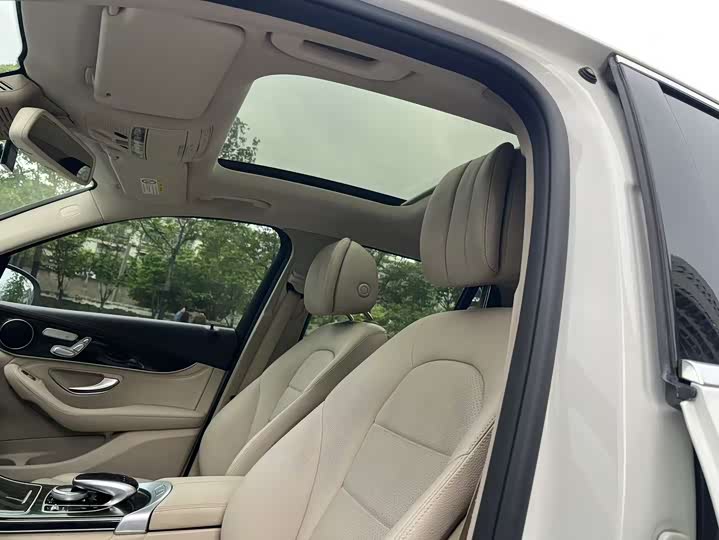 Mercedes-Benz GLC 2017 GLC 260 4 MATIC Luxury — фото 11