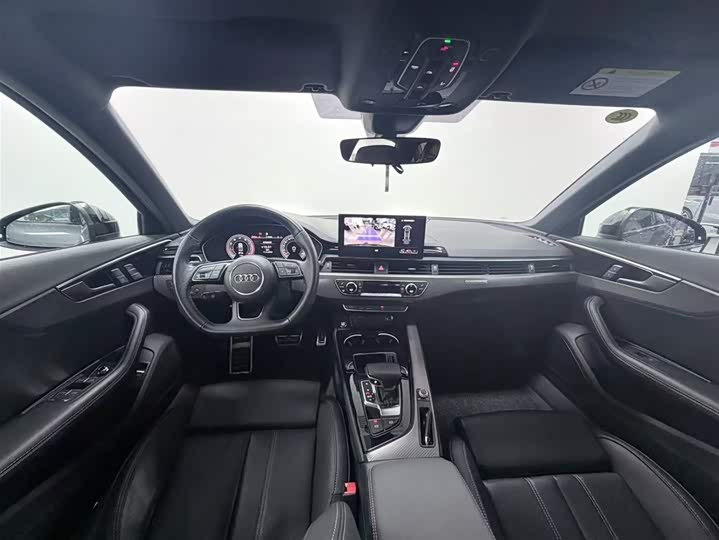 Audi A4L 2024 40 TFSI quattro RS — фото 6