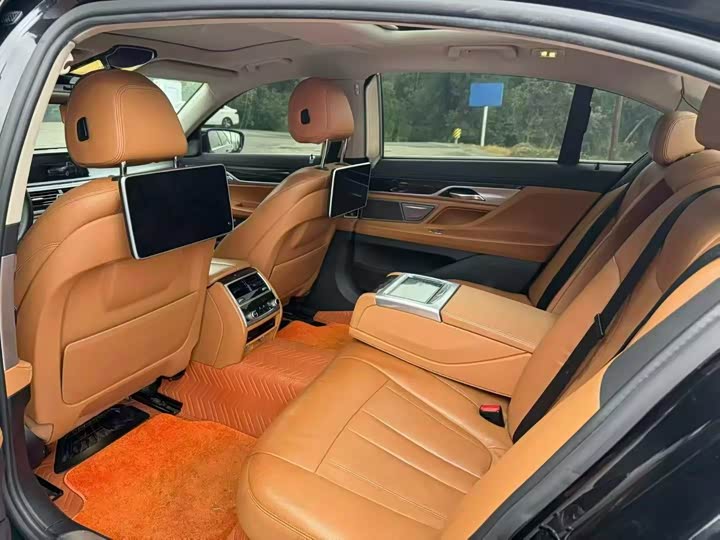 BMW 7-Series 2016 730 Li Leading — фото 3