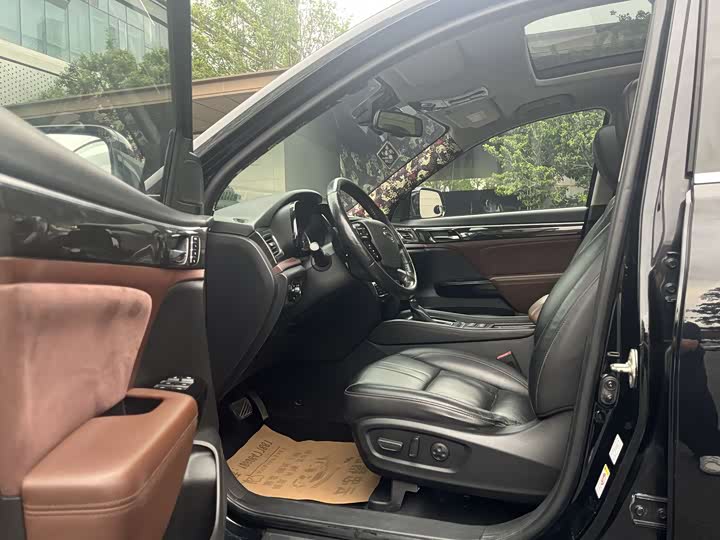 Trumpchi GS8 2017 320 T 2 WD ( ) — фото 11